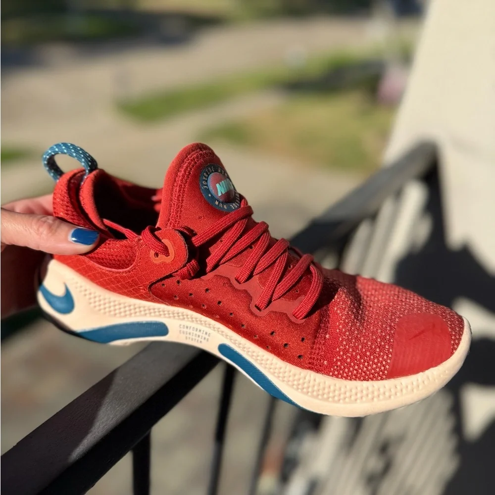 Nike Red Knit Running Shoes with Blue Accents